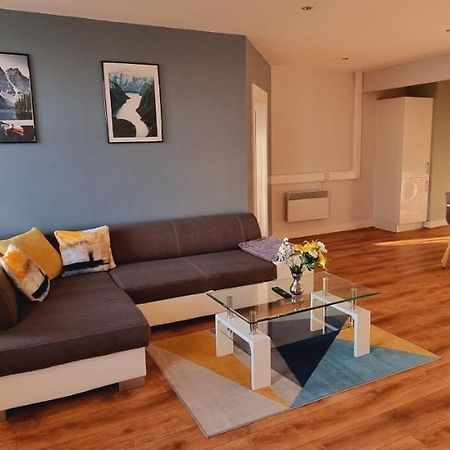Modern And Spacious Swansea Centre Apartment Exterior foto