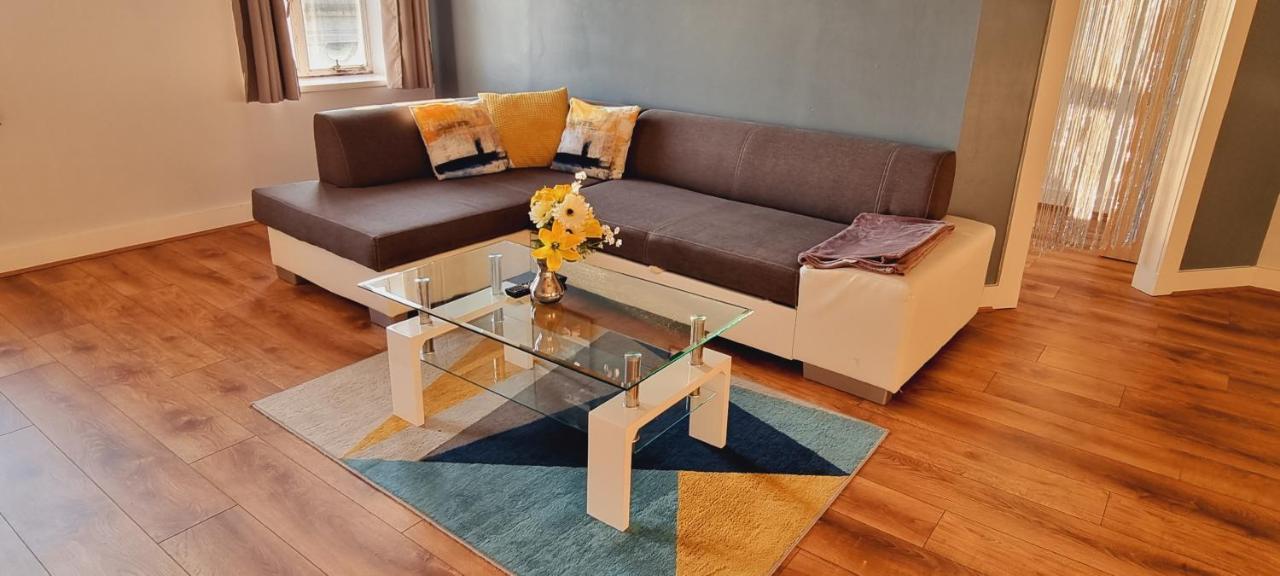 Modern And Spacious Swansea Centre Apartment Exterior foto