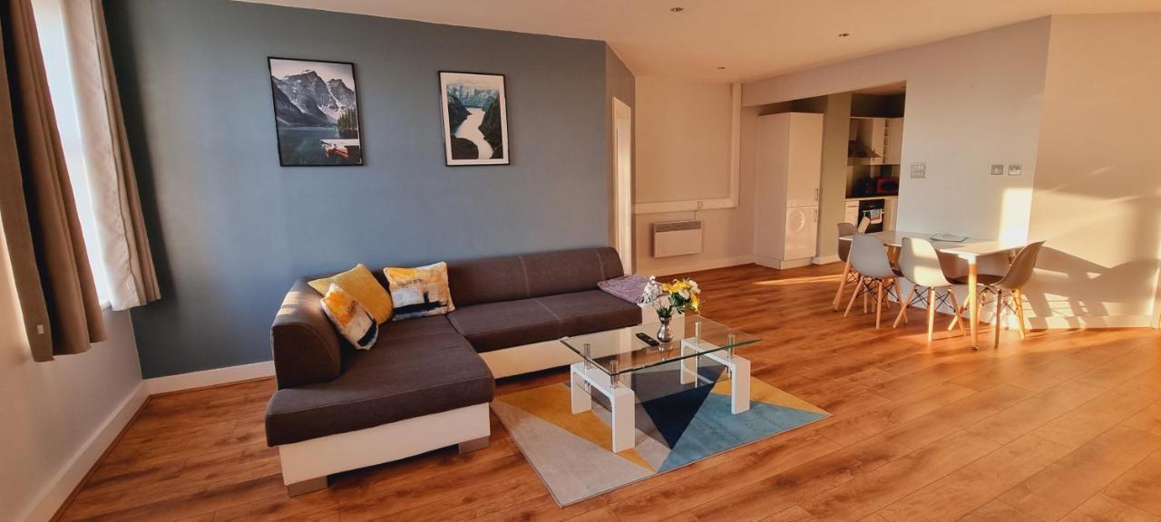 Modern And Spacious Swansea Centre Apartment Exterior foto